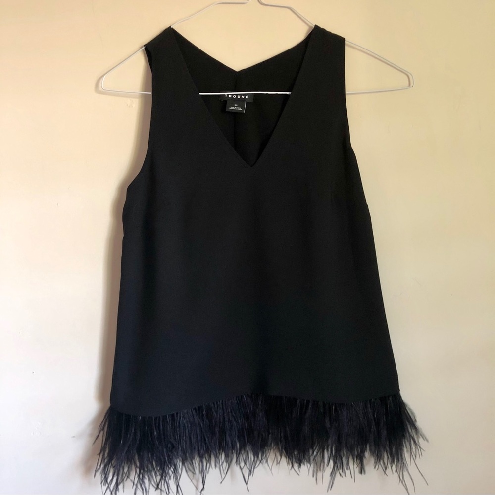NWOT - Trouvé sleeveless top with feathers